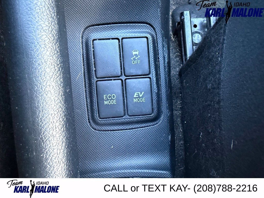 Used 2015 Toyota Prius C One FWD image 25