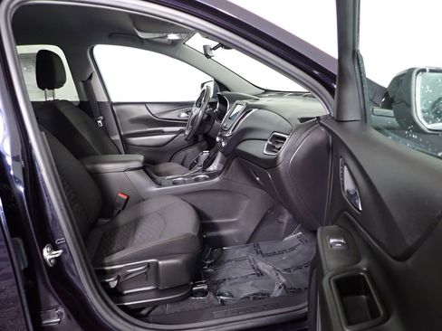 Used 2020 Chevrolet Equinox LT image 39