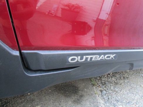 Used 2018 Subaru Outback 2.5i Limited image 16