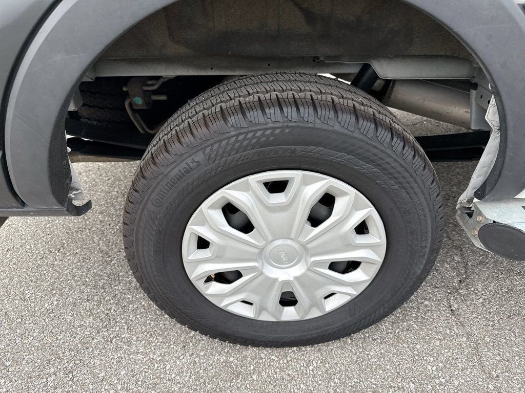 Used 2025 Ford Transit 250 Low Roof w/ Exterior Upgrade Package RWD image 8