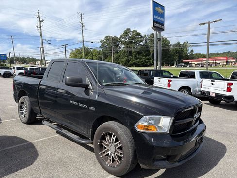 Used 2012 RAM 1500 Express RWD image 4