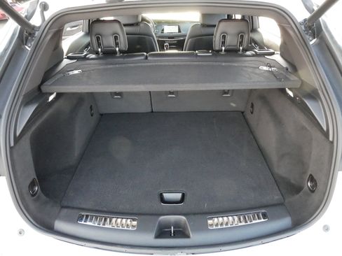 Certified 2023 Cadillac XT4 Sport w/ Cold Weather Package image 18