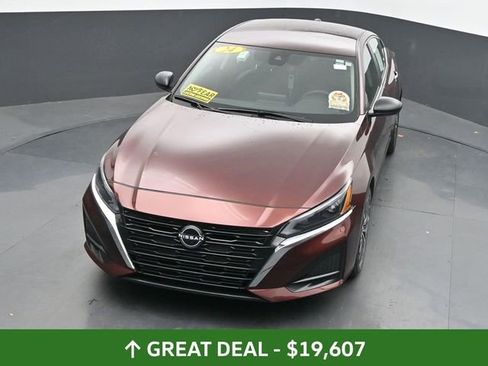 Used 2024 Nissan Altima 2.5 SV image 38