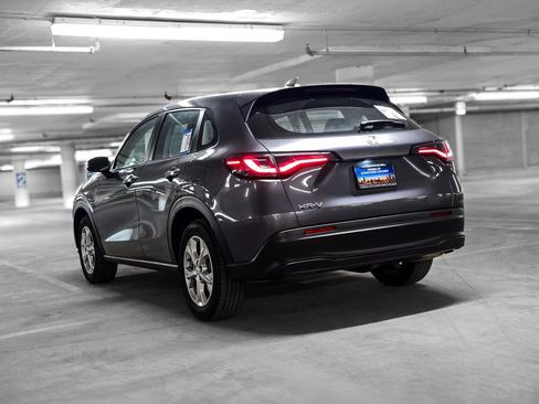 Used 2024 Honda HR-V LX image 5