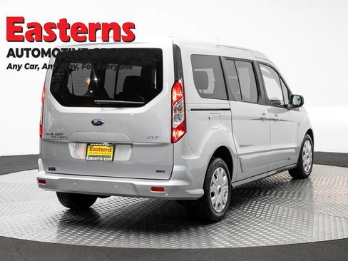 Used 2022 Ford Transit Connect XLT FWD image 5