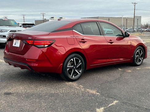 Used 2024 Nissan Sentra SV image 8