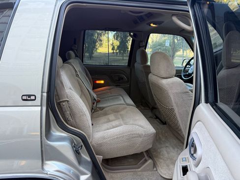 Used 1999 GMC Yukon 4WD 4-Door image 16