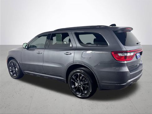 Certified 2025 Dodge Durango GT w/ Blacktop Package image 9
