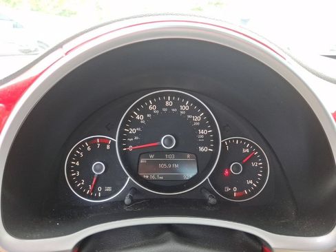 Used 2012 Volkswagen Beetle 2.5 FWD image 31