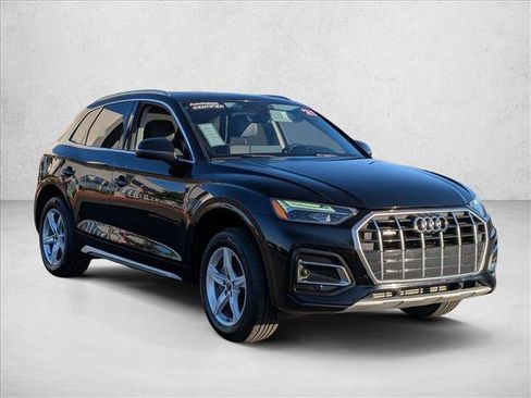 Used 2021 Audi Q5 2.0T Premium w/ Convenience Package AWD/4WD image 3