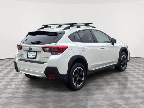 Used 2022 Subaru Crosstrek 2.0i Premium w/ Moonroof Package AWD/4WD image 5