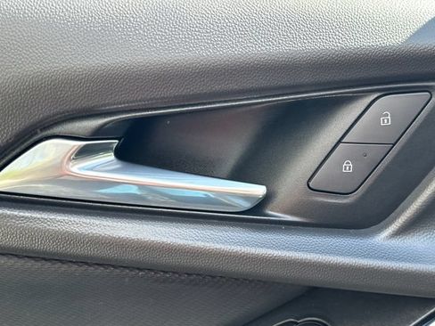 Certified 2025 Chevrolet Equinox LT AWD/4WD image 24