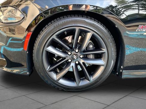 Used 2019 Dodge Charger Scat Pack w/ Plus Group RWD image 15