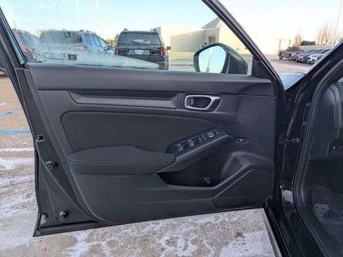 Certified 2025 Honda Civic Sport image 11