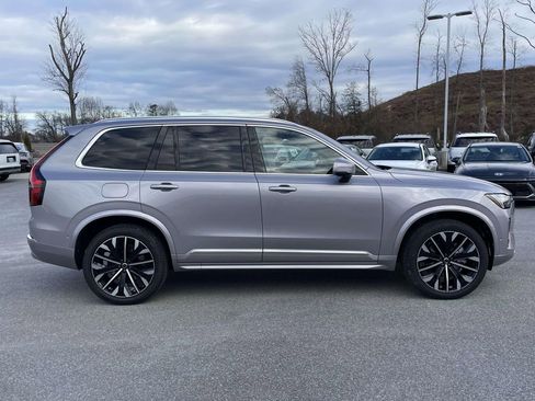 New 2026 Volvo XC90 B6 Plus w/ Protection Package Premier image 30