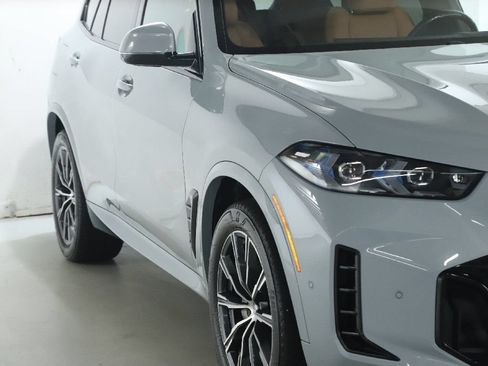 Used 2024 BMW X5 xDrive40i w/ Executive Package AWD/4WD image 9