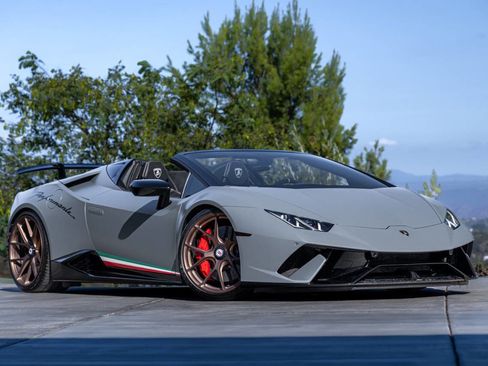 Used 2018 Lamborghini Huracan Performante image 20