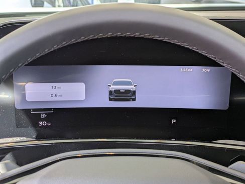 New 2026 Audi Q3 quattro 2.0T image 11