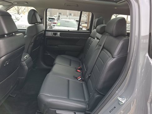 Certified 2024 Hyundai Santa Fe Limited image 11