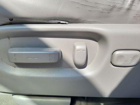 Used 2008 Honda CR-V EX-L image 15