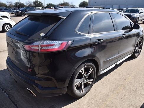 Used 2019 Ford Edge ST w/ Convenience Package image 6