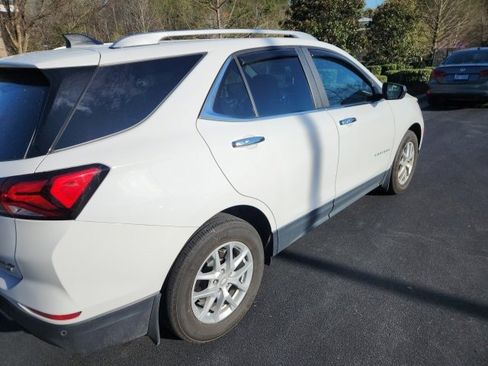 Used 2022 Chevrolet Equinox LT image 9