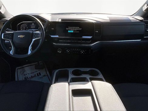 Used 2024 Chevrolet Silverado 1500 LT image 8