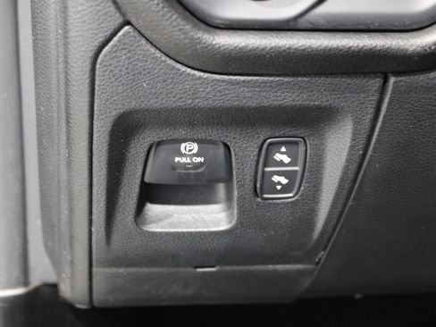 Used 2024 RAM 1500 Big Horn image 9