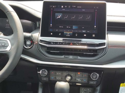 New 2026 Jeep Compass Trailhawk AWD/4WD image 27