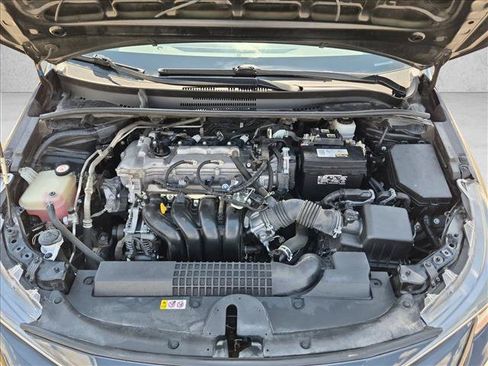 Used 2021 Toyota Corolla LE FWD image 19