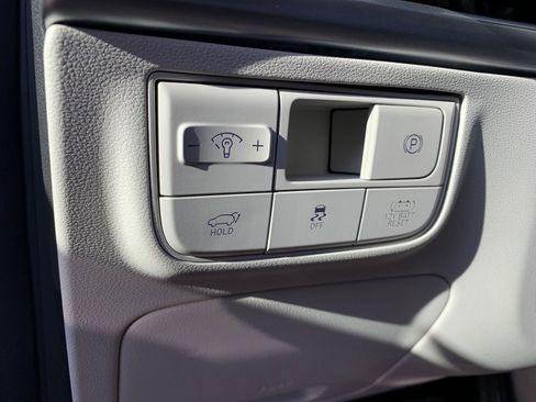 Used 2025 Hyundai Tucson Blue image 23