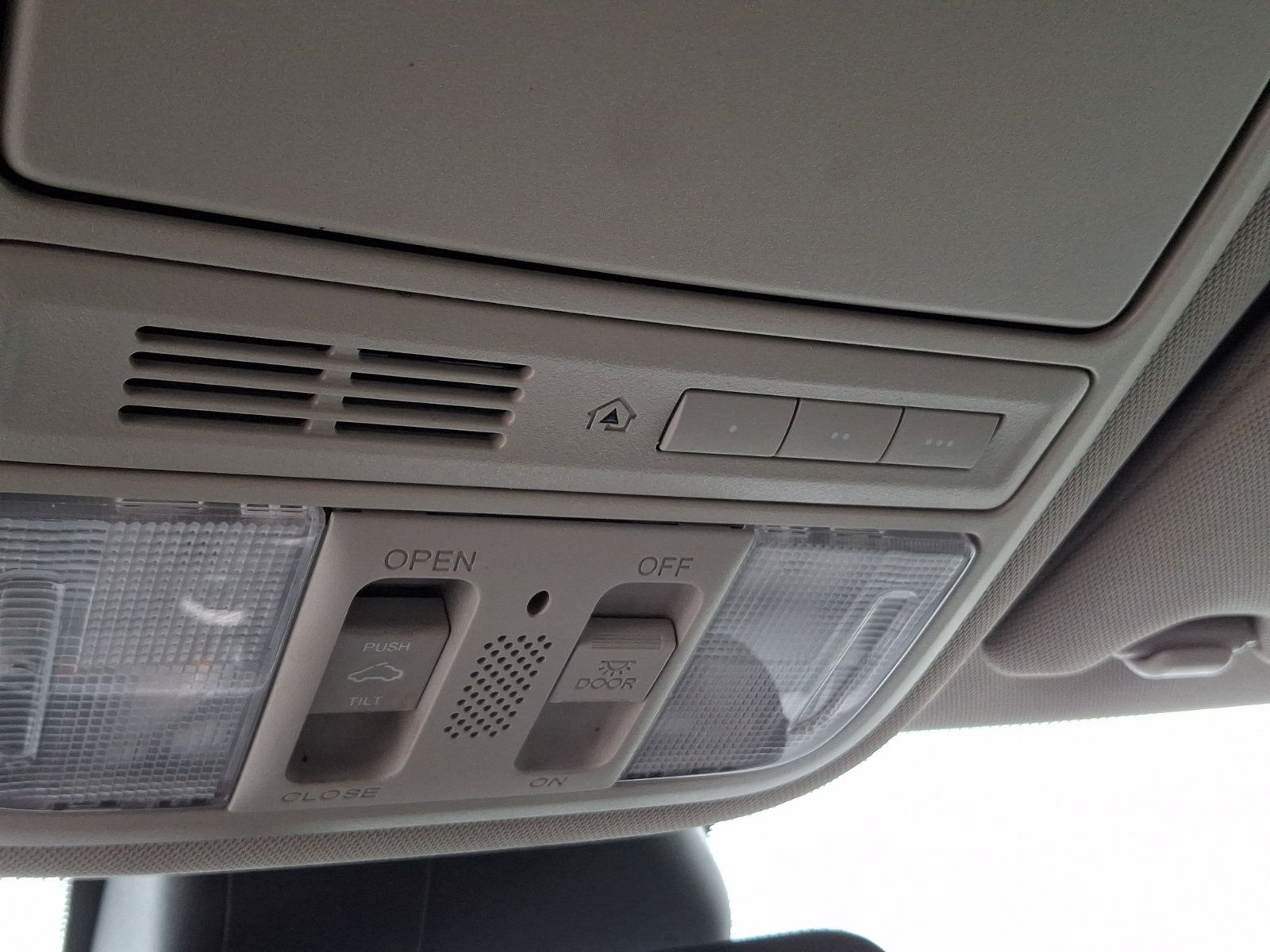 Used 2014 Honda Odyssey EX-L image 28