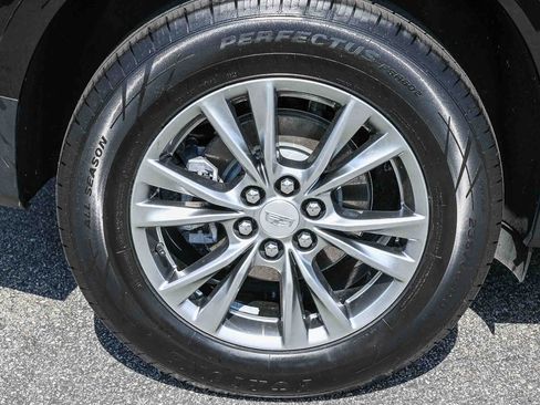 Used 2023 Cadillac XT5 Premium Luxury FWD image 12