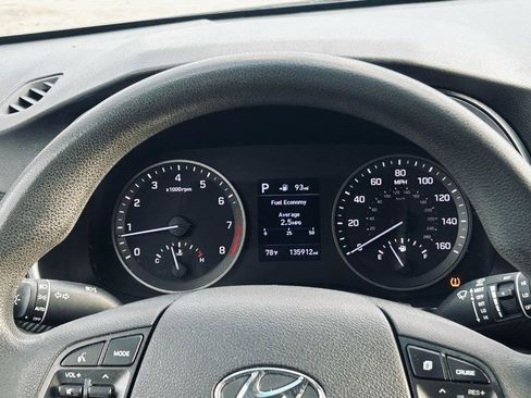 Used 2021 Hyundai Tucson Value FWD image 19
