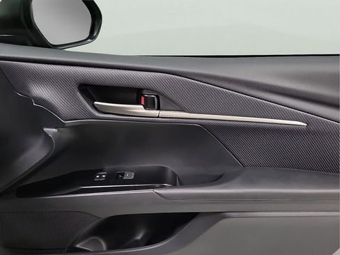 Used 2026 Toyota Camry SE image 16