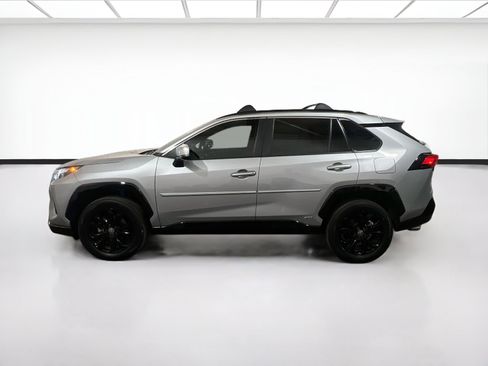 Used 2022 Toyota RAV4 SE w/ Convenience Package AWD/4WD image 22