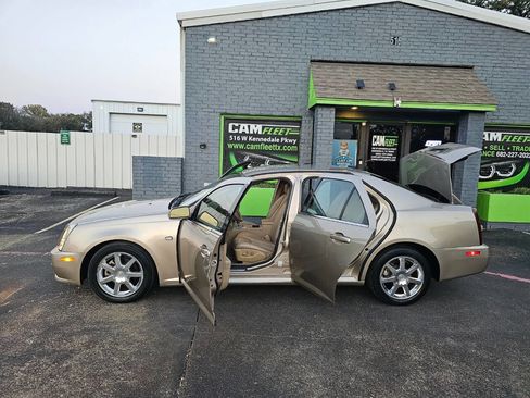Used 2005 Cadillac STS w/ Preferred Equipment Group image 35