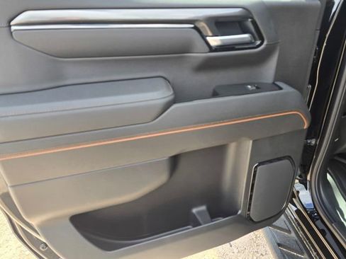 New 2026 GMC Sierra 1500 AT4 w/ AT4 Premium Package AWD/4WD image 11