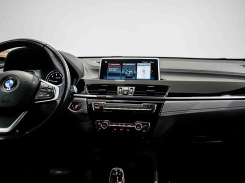 Used 2021 BMW X1 sDrive28i image 12