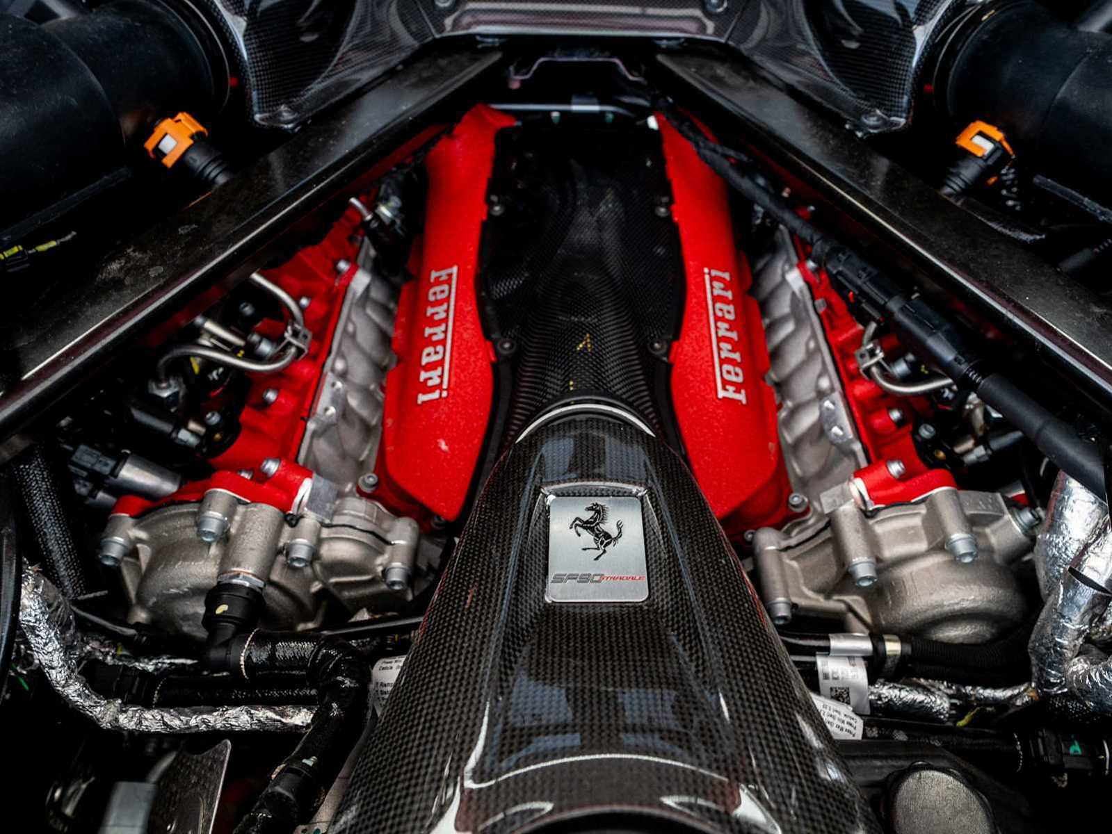 Used 2022 Ferrari SF90 Stradale AWD/4WD image 29