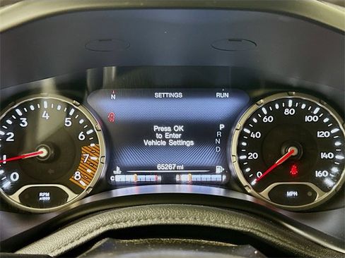 Used 2021 Jeep Renegade Latitude image 10