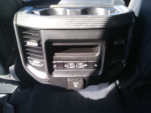 Used 2019 RAM 1500 Limited w/ Advanced Safety Group image 12