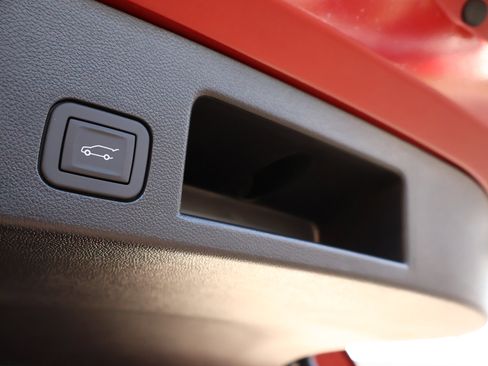 New 2026 Chevrolet Equinox ACTIV w/ Convenience Package III image 24