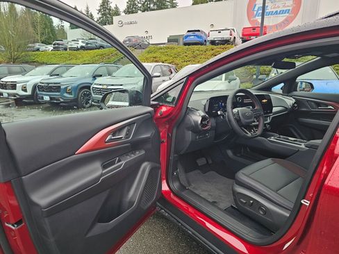 New 2026 Chevrolet Equinox EV RS image 19