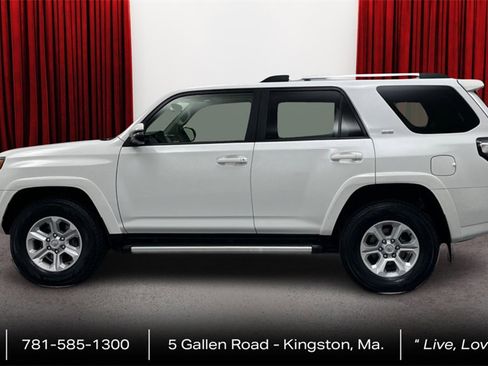 Used 2022 Toyota 4Runner SR5 Premium image 8
