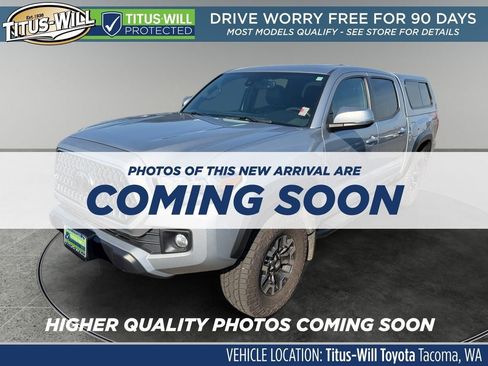 Used 2019 Toyota Tacoma TRD Off-Road AWD/4WD image 2