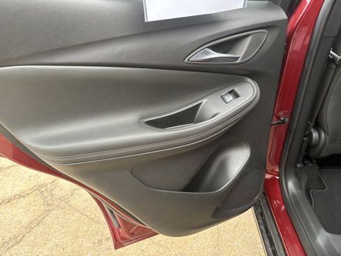 Used 2024 Buick Encore GX Sport Touring image 18