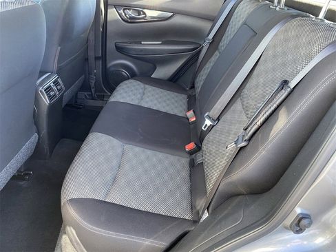 Certified 2019 Nissan Rogue Sport SV image 13