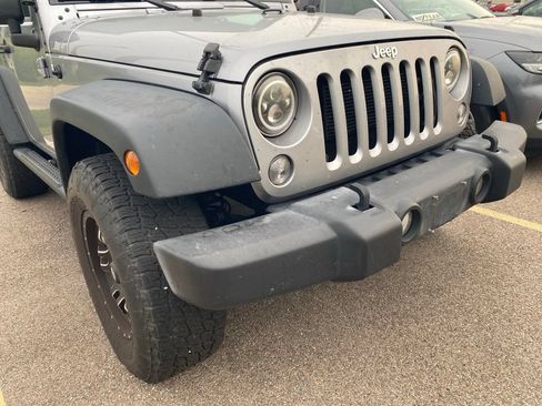 Used 2016 Jeep Wrangler Sport w/ Quick Order Package 24S AWD/4WD image 4