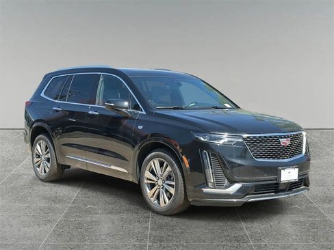 New 2024 Cadillac XT6 Premium Luxury w/ Technology Package image 8